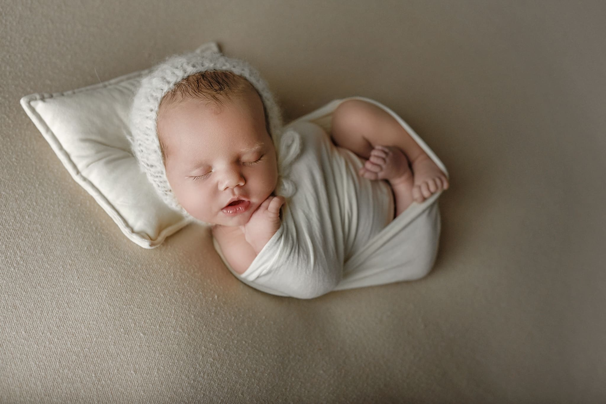 columbus newborn photographer whispyshadesphotography 24 columbus newborn photographer whispyshadesphotography 24