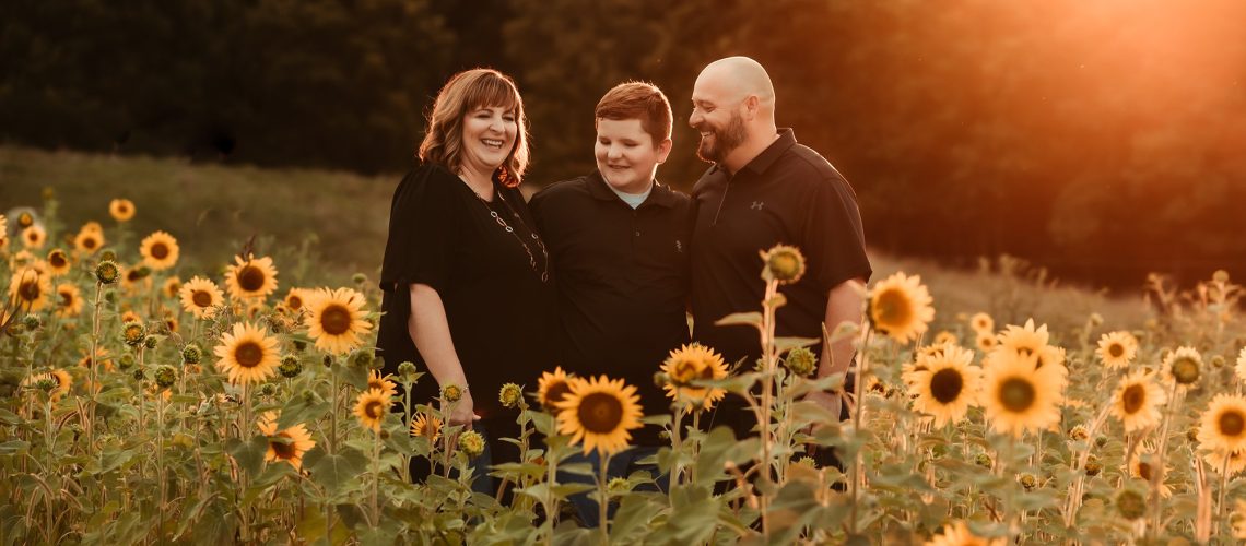 columbus-ohio-family-photographer-sunset-outdoor-goldenlight-pickerington-granville-zanesville-newark-cambridge-dayton
